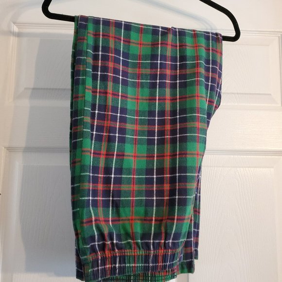 L.L. Bean. 2 Piece Pajama Set LG - Picture 7 of 11